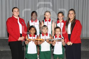 MINI-HOCKEY GIRLS U7 C.JPG