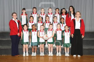MINI-NETBALL U7 E&F.JPG